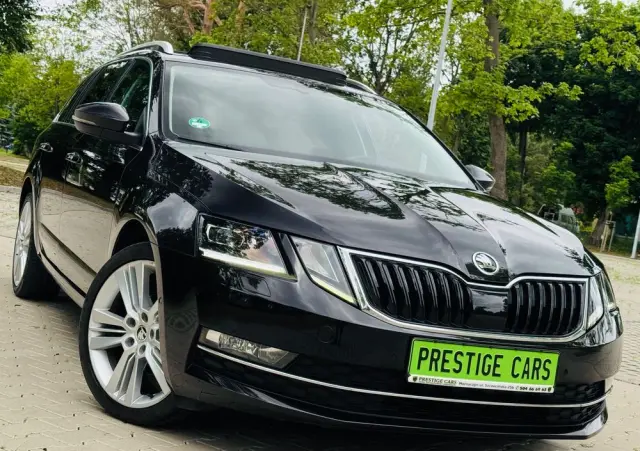 SKODA Octavia 1.6 TDI DSG Premium Edition