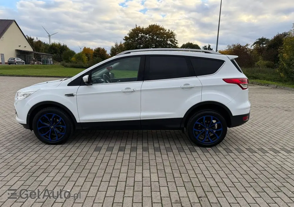 FORD Kuga 1.6 EcoBoost 2x4 Titanium
