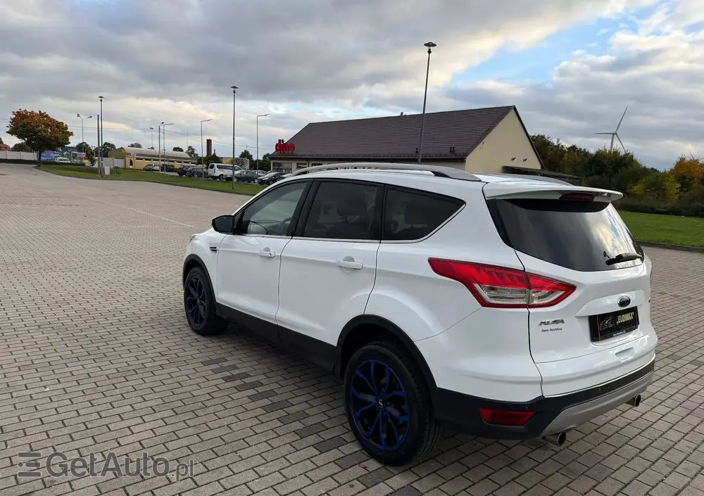 FORD Kuga 1.6 EcoBoost 2x4 Titanium
