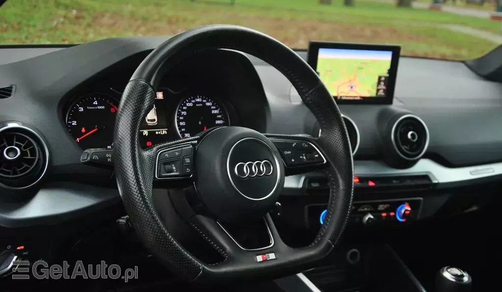 AUDI Q2 