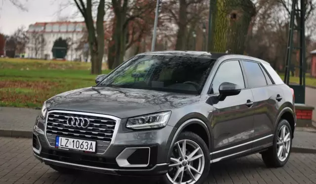 AUDI Q2 