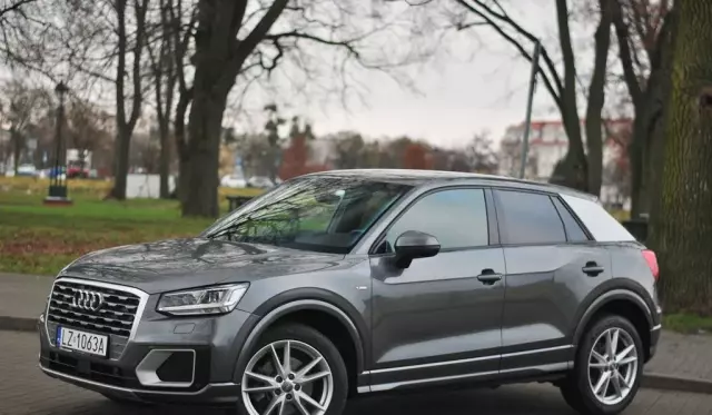 AUDI Q2 