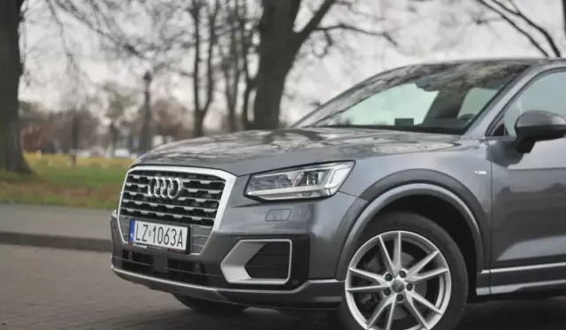 AUDI Q2 