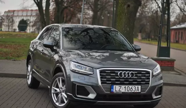 AUDI Q2 