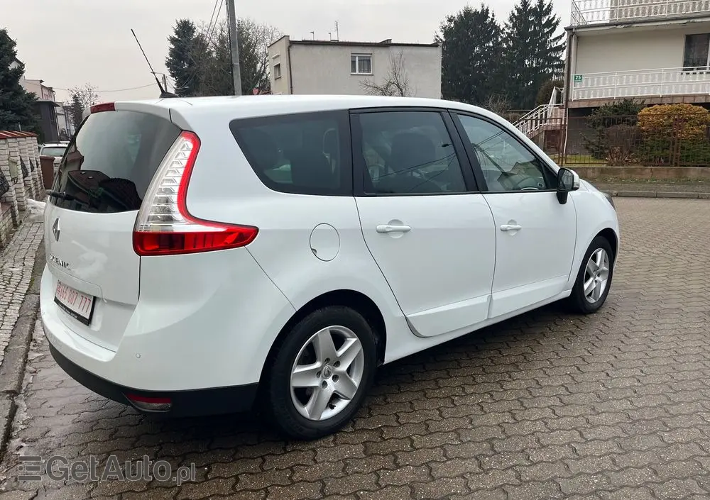 RENAULT Grand Scenic 1.6 16V 110 Authentique