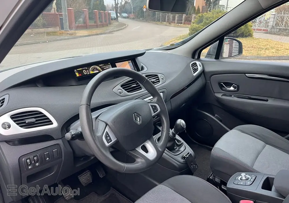 RENAULT Grand Scenic 1.6 16V 110 Authentique
