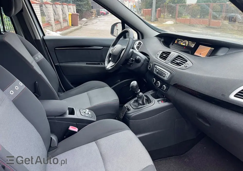 RENAULT Grand Scenic 1.6 16V 110 Authentique