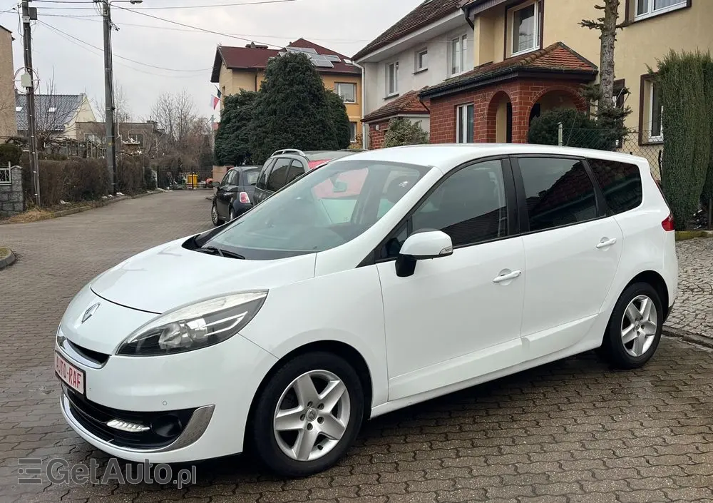 RENAULT Grand Scenic 1.6 16V 110 Authentique