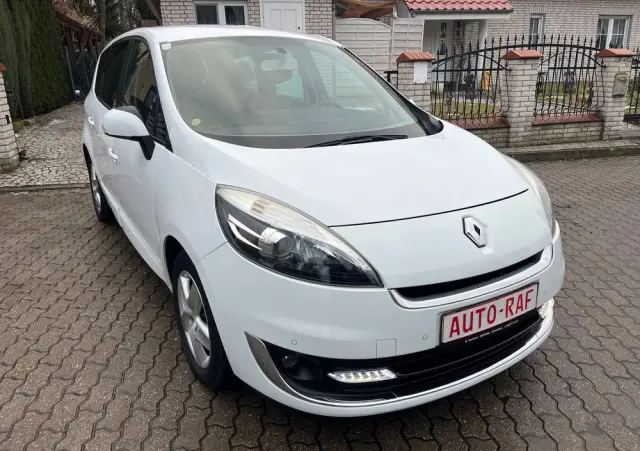 RENAULT Grand Scenic 1.6 16V 110 Authentique