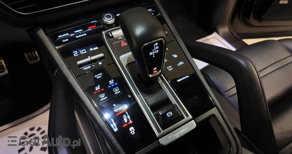 PORSCHE Cayenne S Platinum Edition