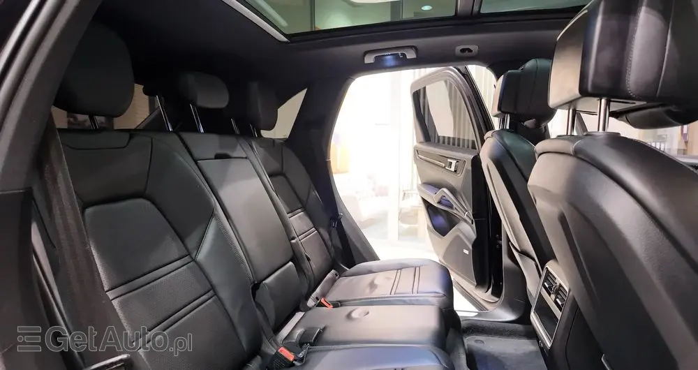 PORSCHE Cayenne S Platinum Edition