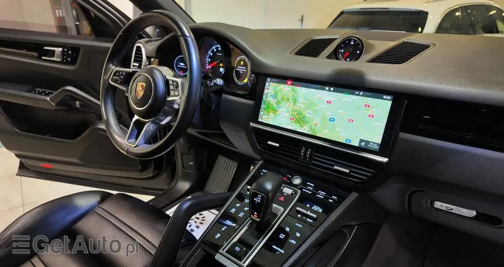 PORSCHE Cayenne S Platinum Edition