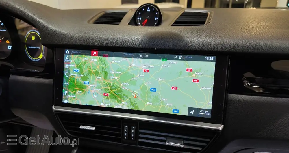 PORSCHE Cayenne S Platinum Edition