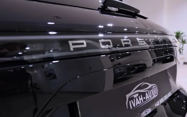 PORSCHE Cayenne S Platinum Edition