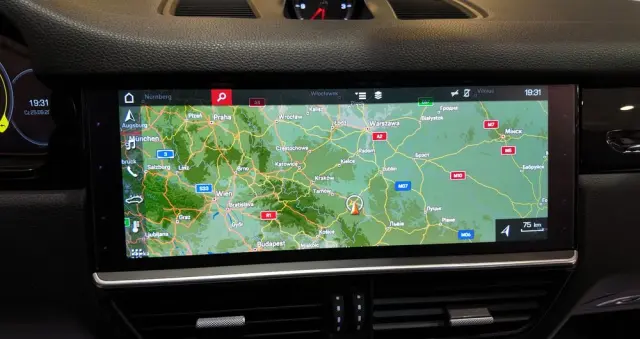 PORSCHE Cayenne S Platinum Edition