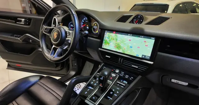 PORSCHE Cayenne S Platinum Edition