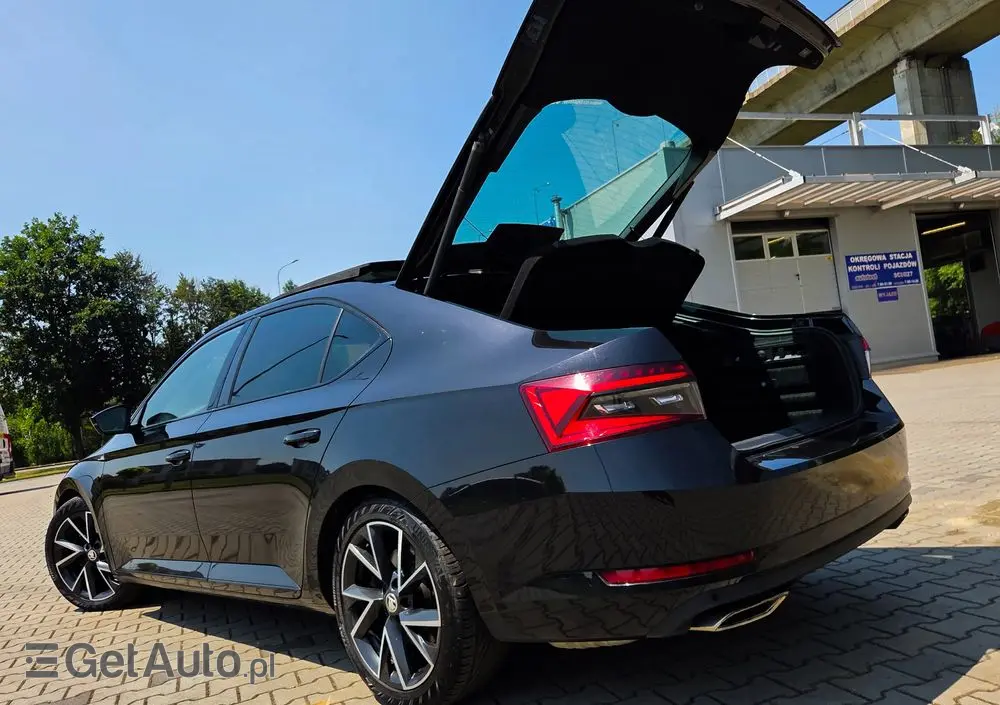 SKODA Superb 2.0 TSI 4x4 Sportline DSG
