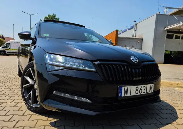 SKODA Superb 2.0 TSI 4x4 Sportline DSG