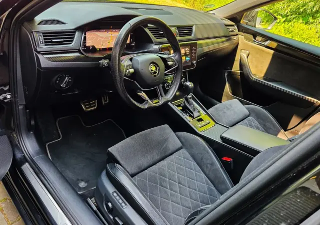SKODA Superb 2.0 TSI 4x4 Sportline DSG