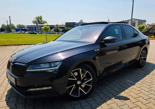 SKODA Superb 2.0 TSI 4x4 Sportline DSG