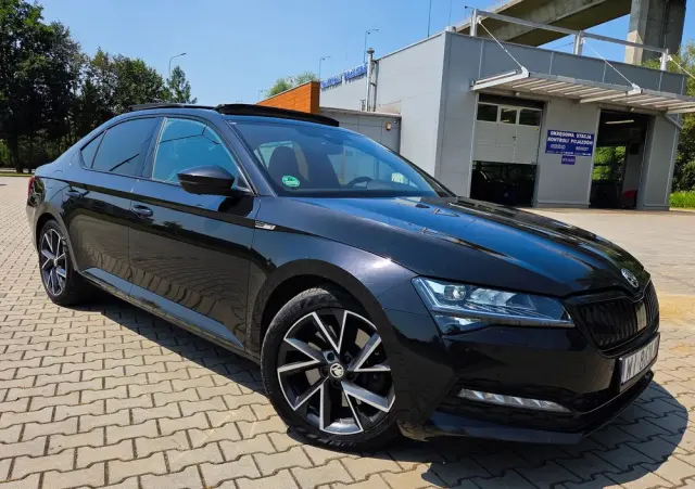 SKODA Superb 2.0 TSI 4x4 Sportline DSG