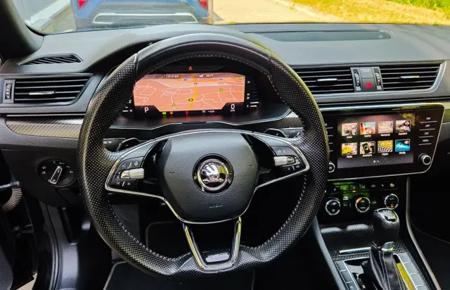 SKODA Superb 2.0 TSI 4x4 Sportline DSG