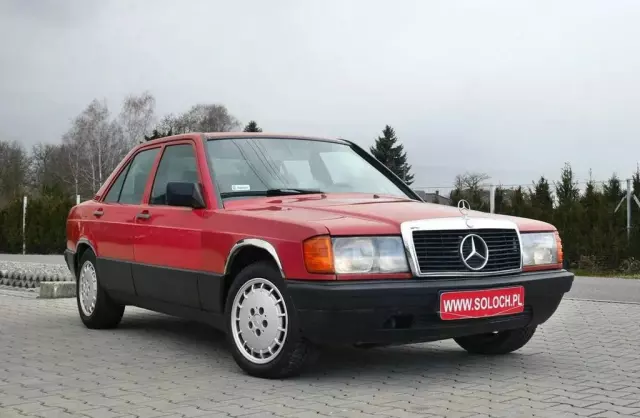 MERCEDES-BENZ W201 