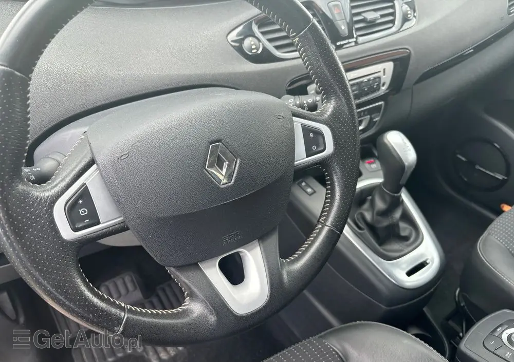 RENAULT Scenic DCi 110 EDC Bose Edition