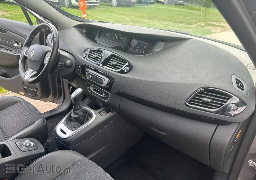 RENAULT Scenic DCi 110 EDC Bose Edition