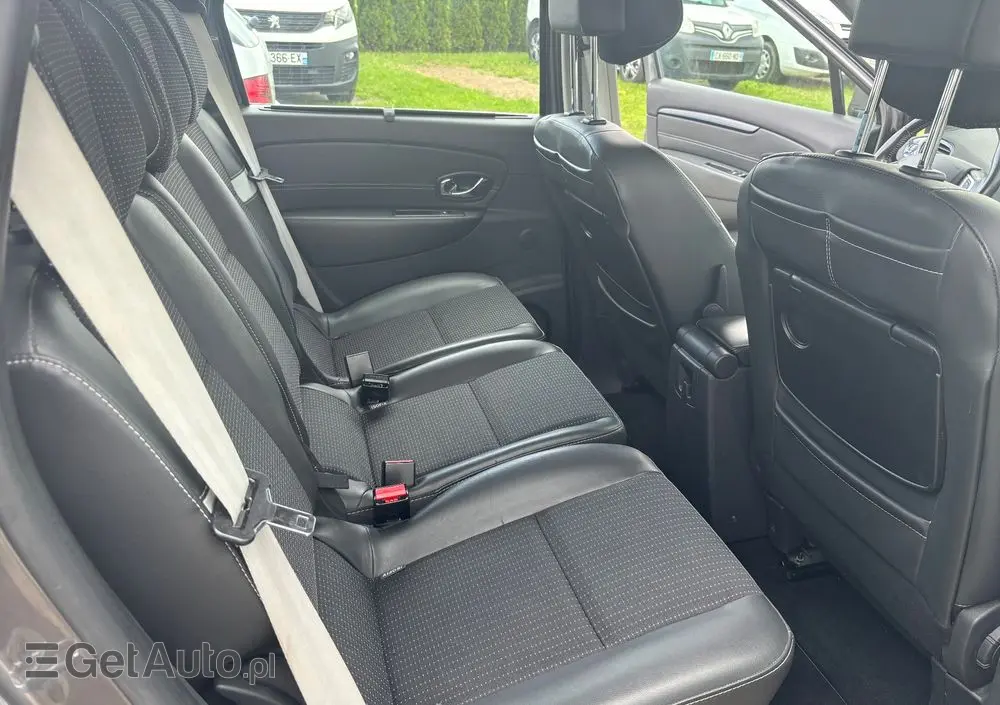 RENAULT Scenic DCi 110 EDC Bose Edition