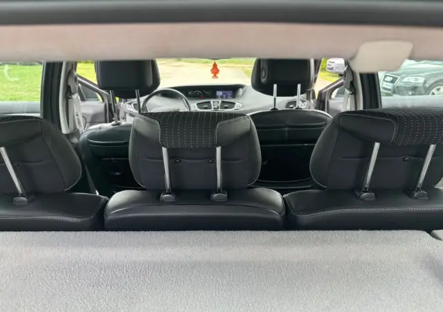RENAULT Scenic DCi 110 EDC Bose Edition