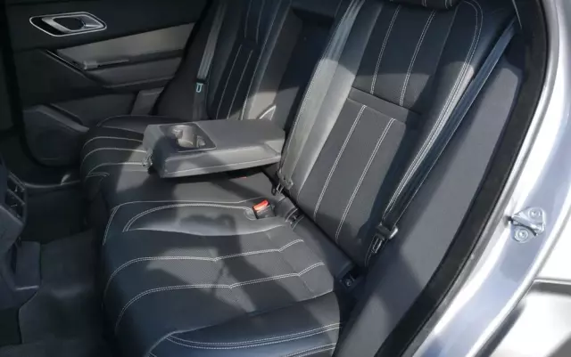 LAND ROVER Range Rover Velar D200 S