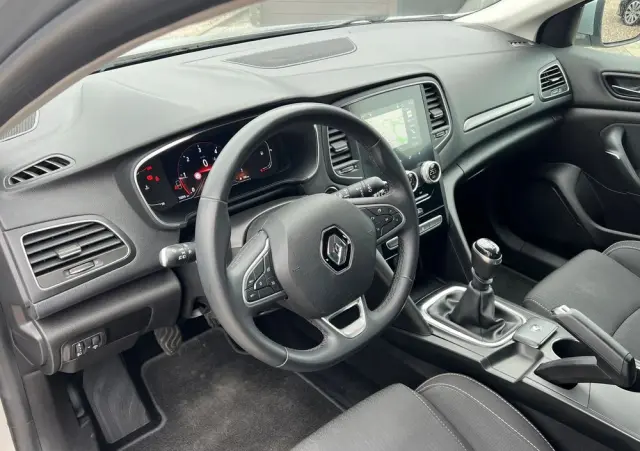 RENAULT Megane 1.5 Blue dCi Equilibre