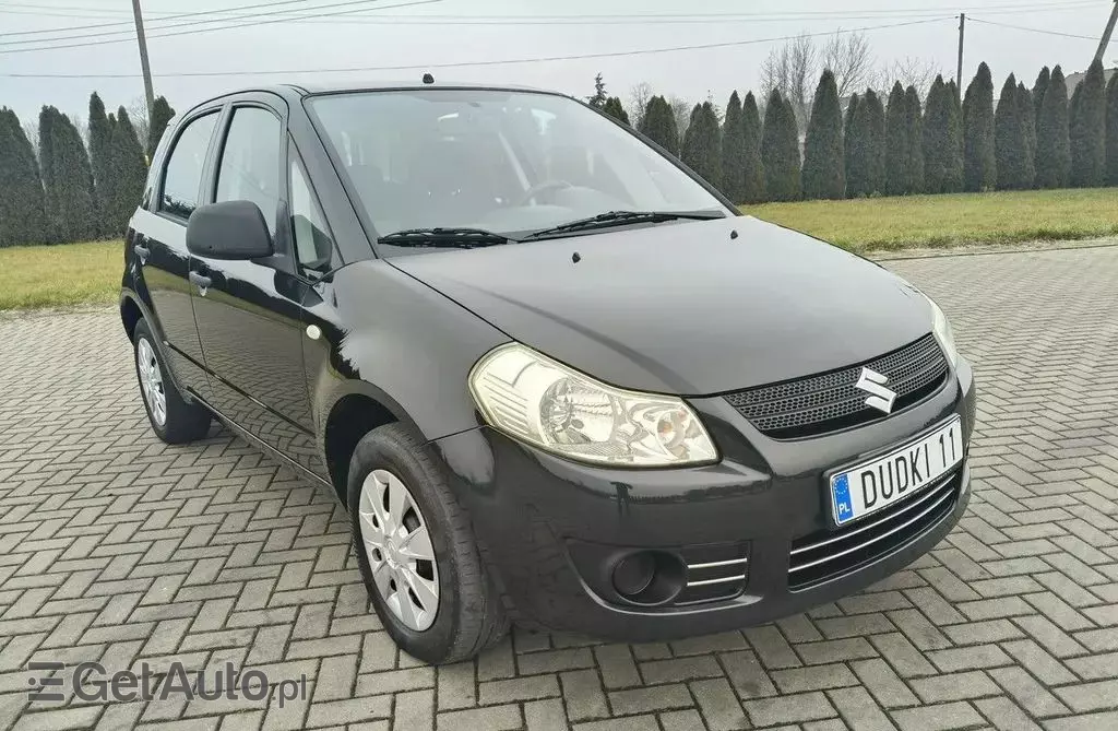 SUZUKI Sx4 