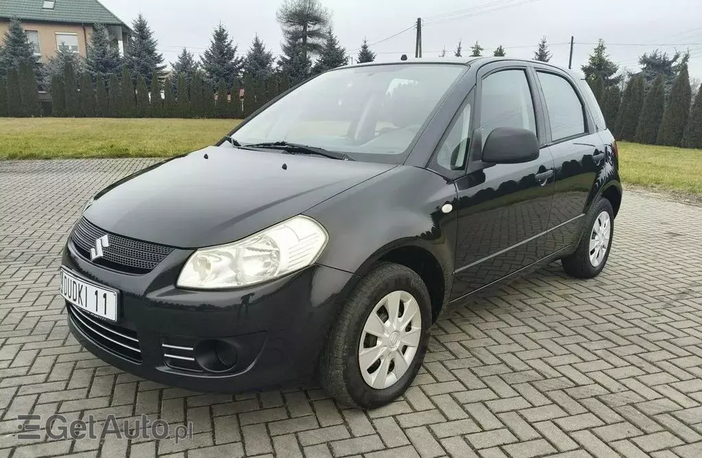 SUZUKI Sx4 