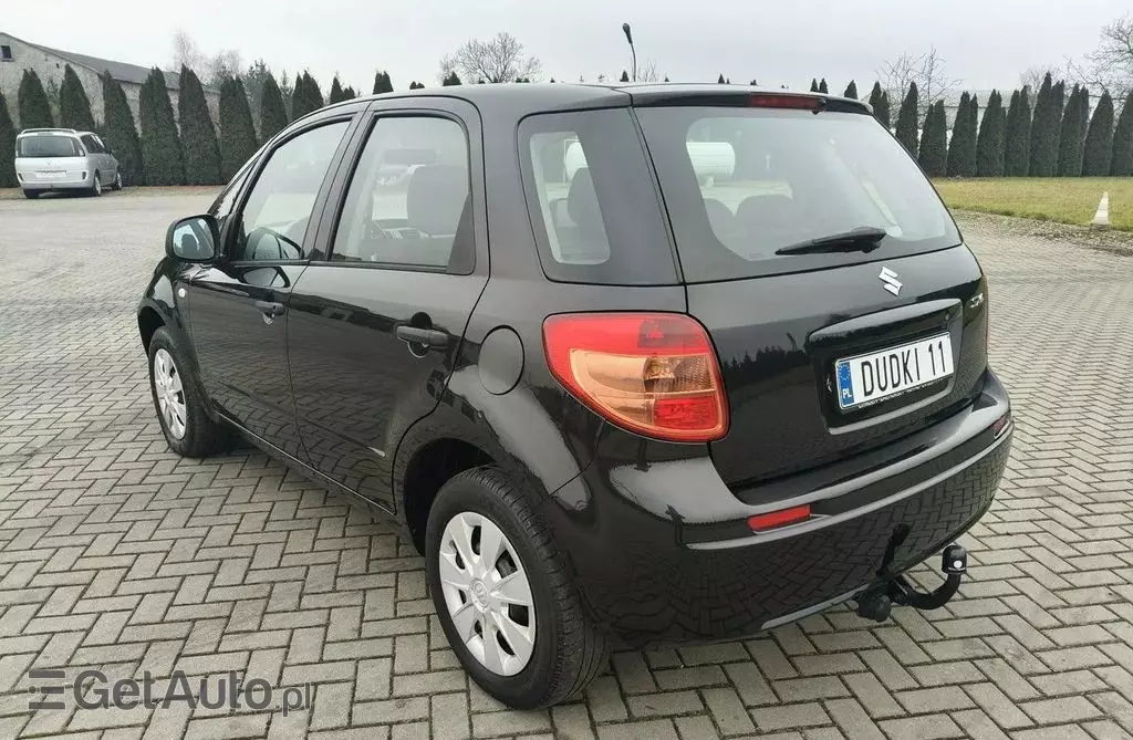 SUZUKI Sx4 