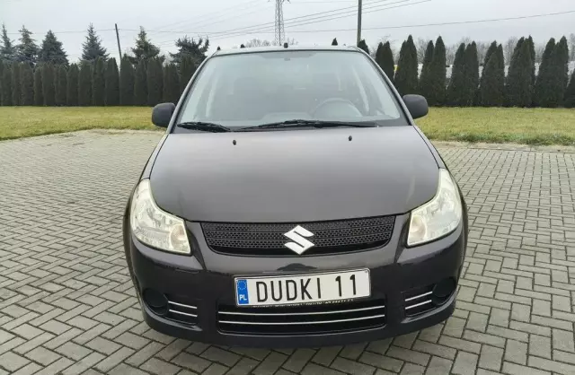 SUZUKI Sx4 