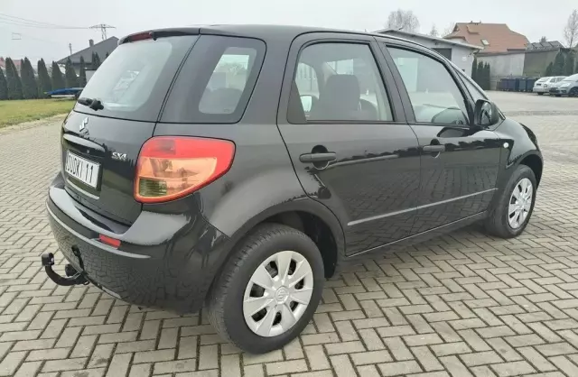 SUZUKI Sx4 