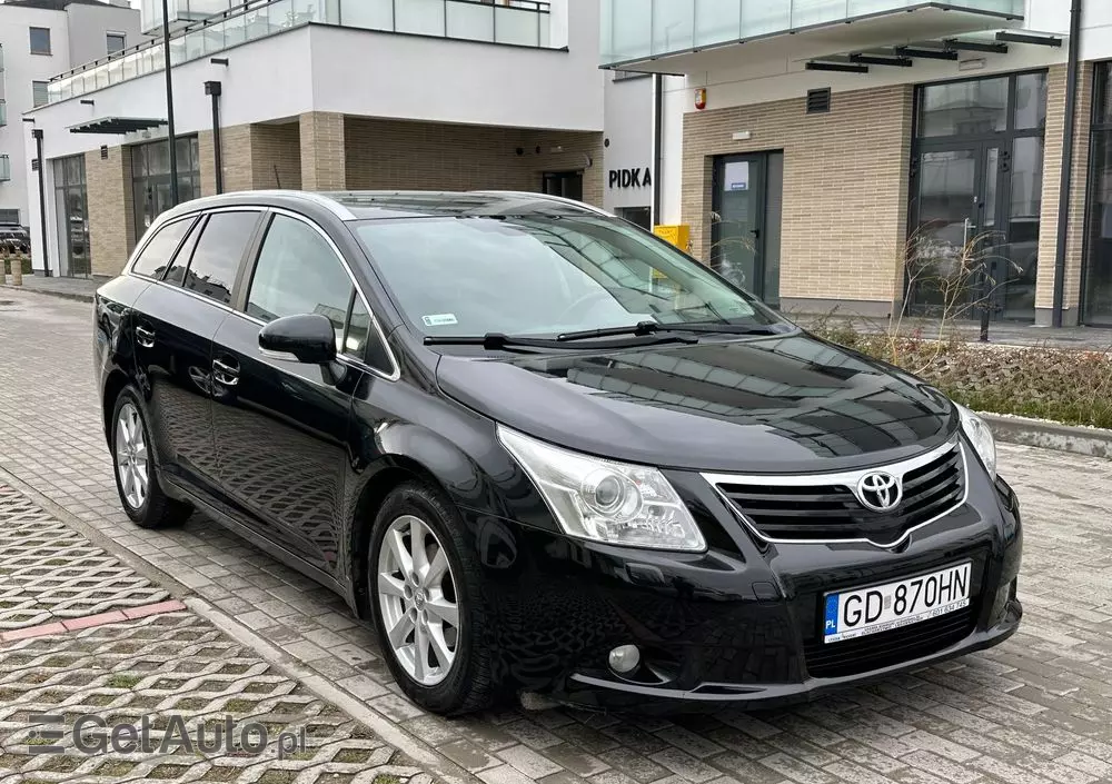 TOYOTA Avensis 2.0 D-4D Premium