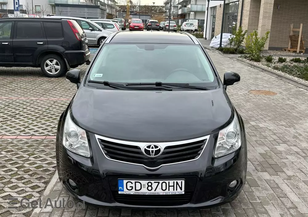 TOYOTA Avensis 2.0 D-4D Premium