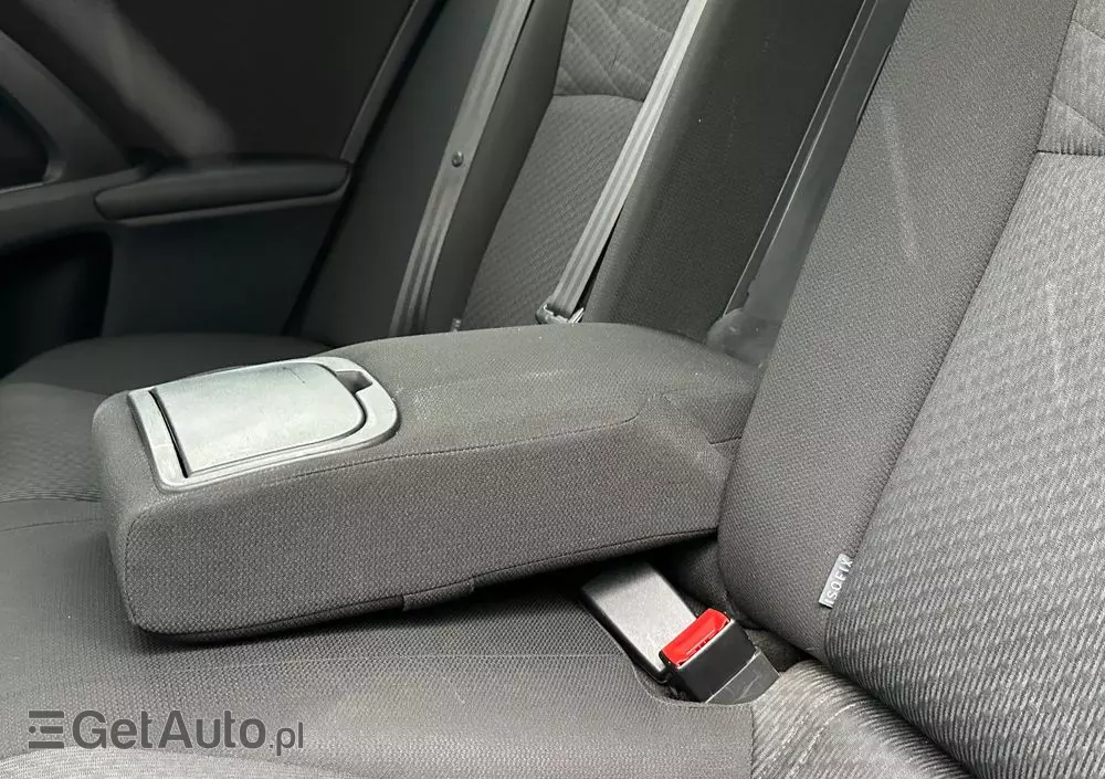 TOYOTA Avensis 2.0 D-4D Premium