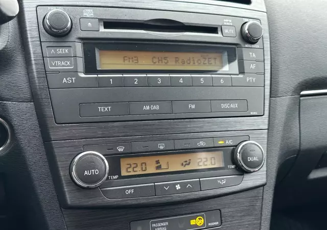 TOYOTA Avensis 2.0 D-4D Premium