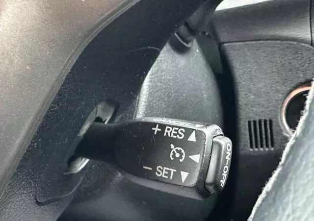 TOYOTA Avensis 2.0 D-4D Premium