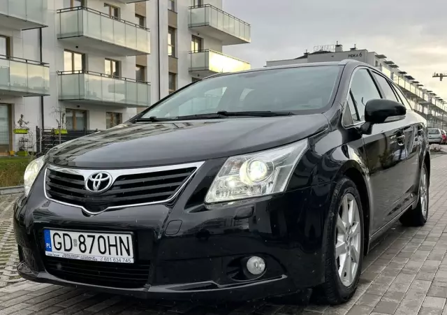 TOYOTA Avensis 2.0 D-4D Premium