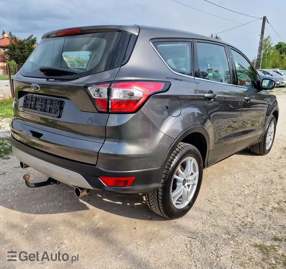FORD Kuga 1.5 EcoBlue COOL&CONNECT
