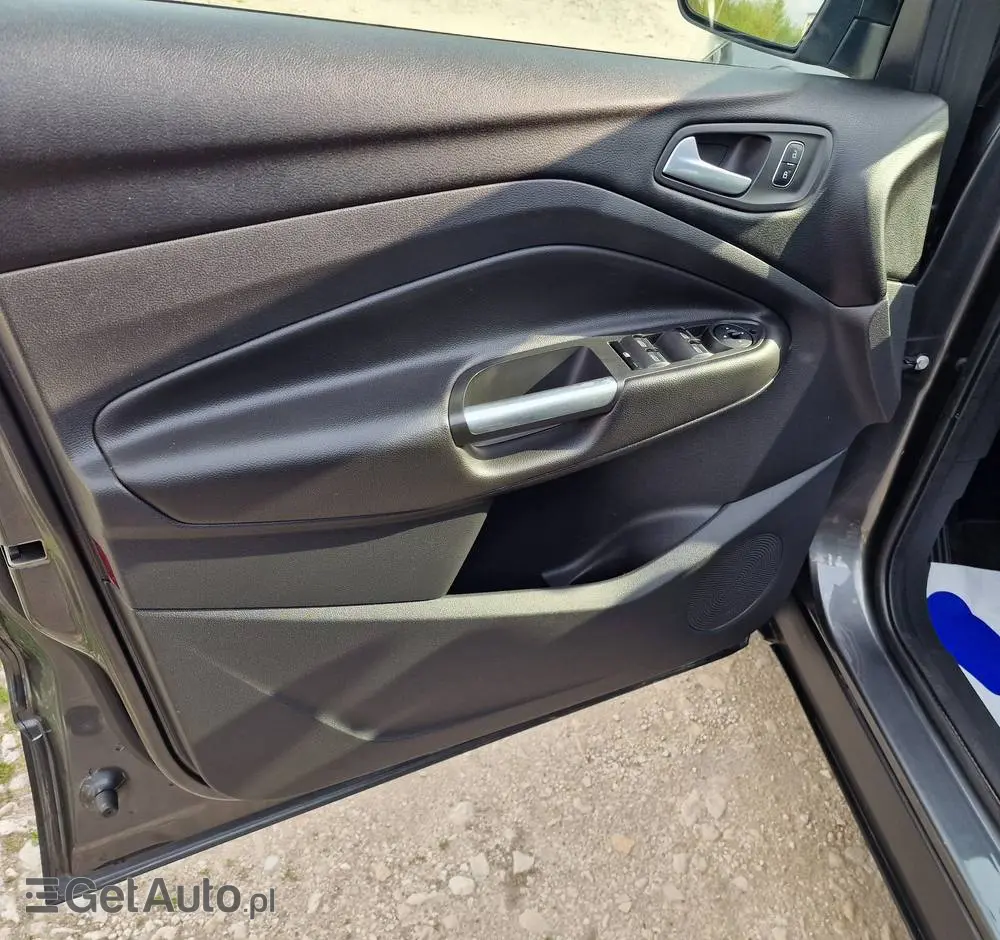 FORD Kuga 1.5 EcoBlue COOL&CONNECT