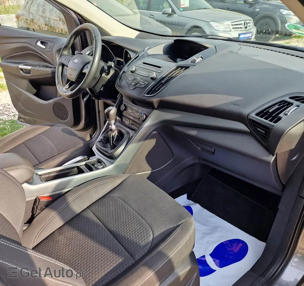 FORD Kuga 1.5 EcoBlue COOL&CONNECT