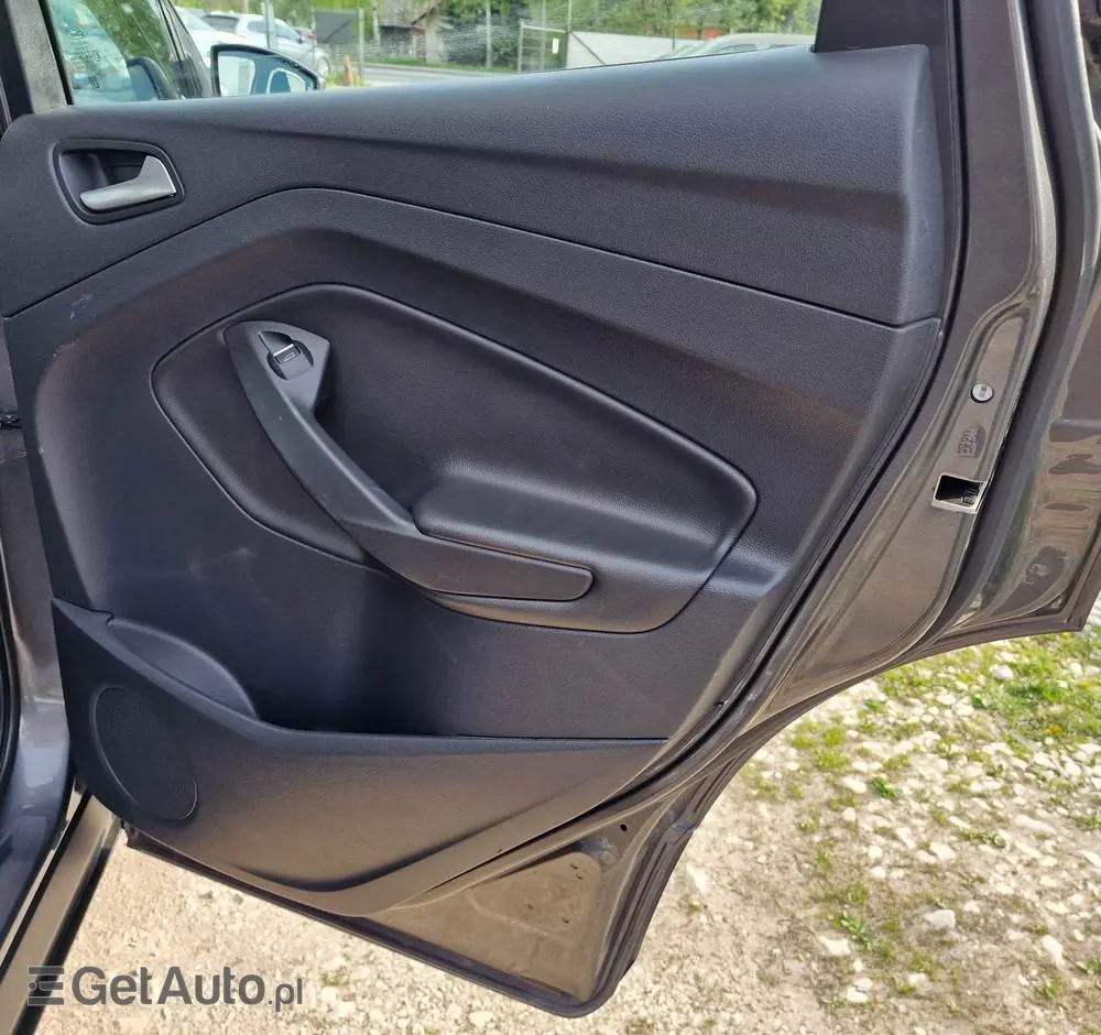 FORD Kuga 1.5 EcoBlue COOL&CONNECT