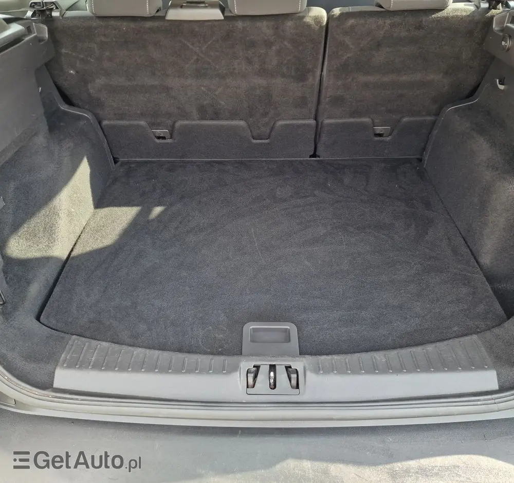 FORD Kuga 1.5 EcoBlue COOL&CONNECT