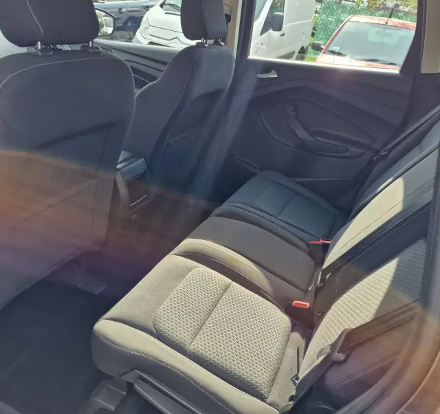 FORD Kuga 1.5 EcoBlue COOL&CONNECT